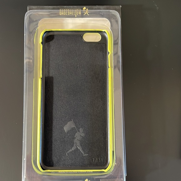 iPhone 6+ / 6S+ Baseball Leather Case - Picture 3 of 5